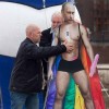 В. Путин в Голландии — «Я президент и геев, и лесбиянок!»